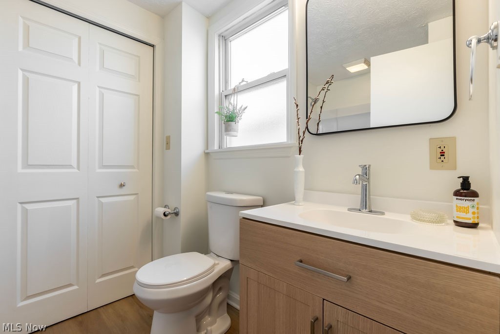 4210 Clinton Avenue Property Photo 14