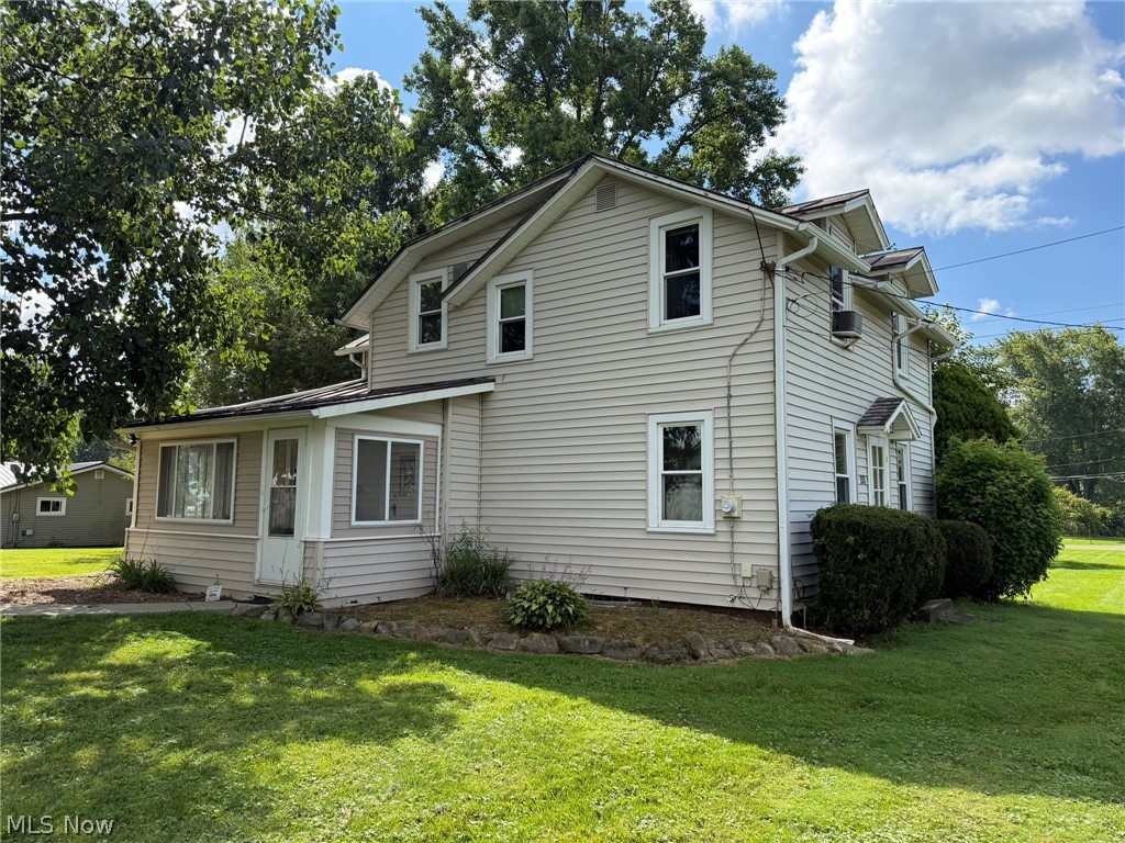 203 N Applecreek Road Property Photo 4