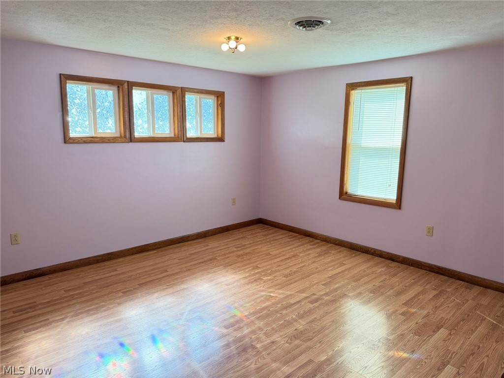 203 N Applecreek Road Property Photo 32