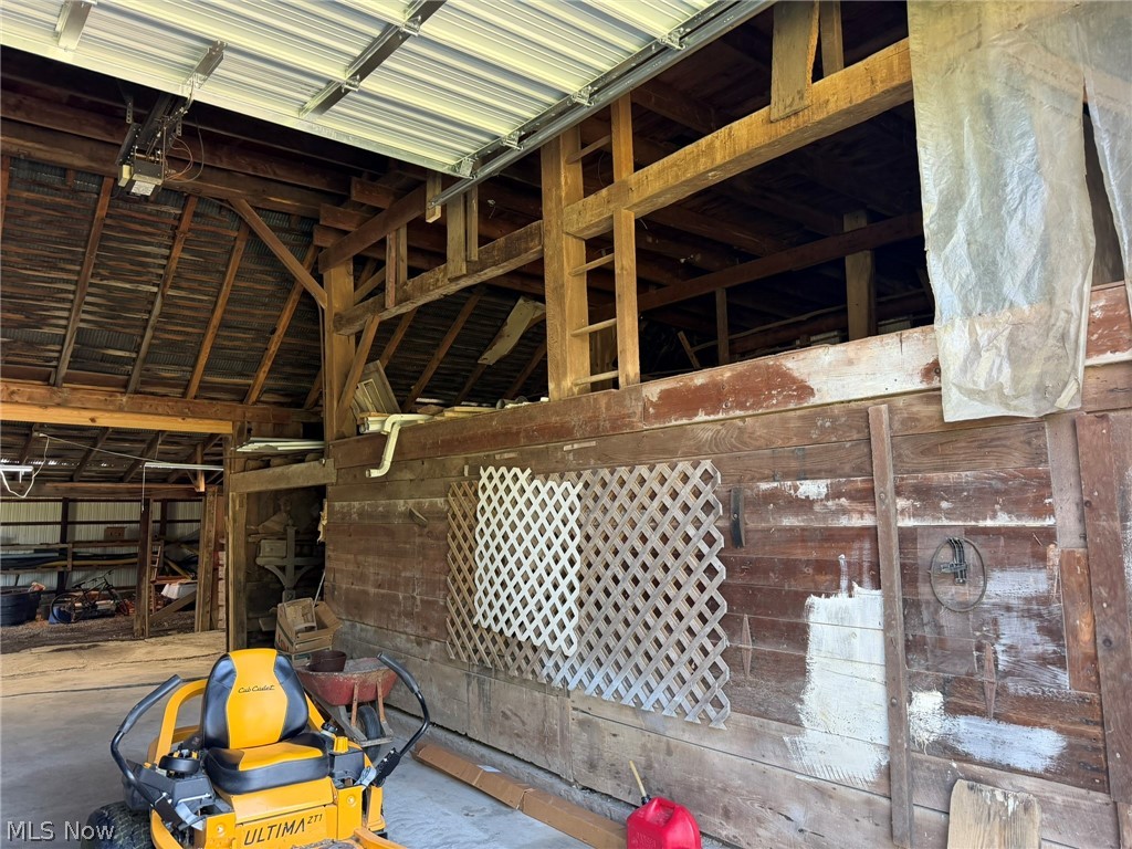 203 N Applecreek Road Property Photo 48