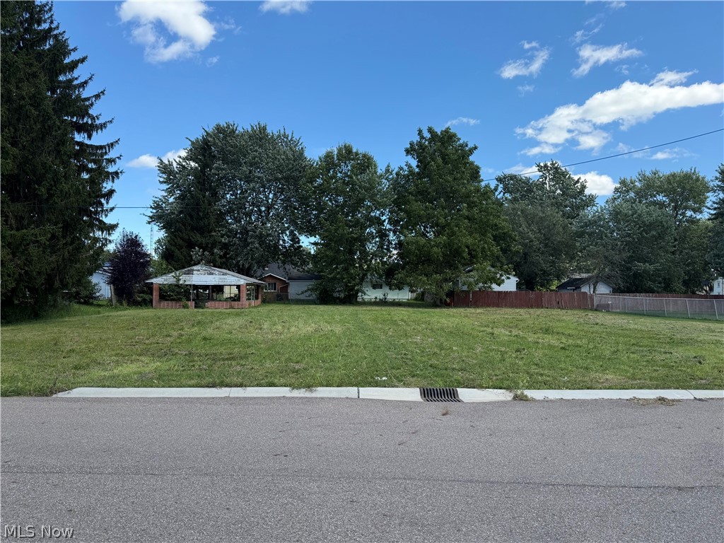 Coventry Boulevard Ne Property Photo 1