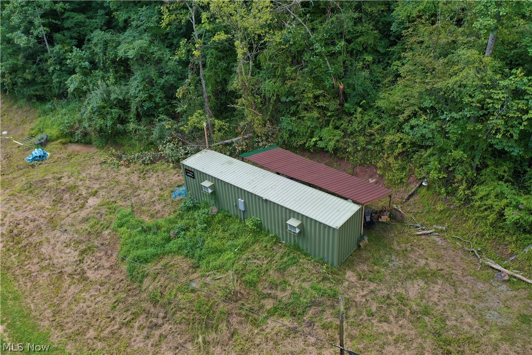 994 Sugarcamp Road Property Photo 3