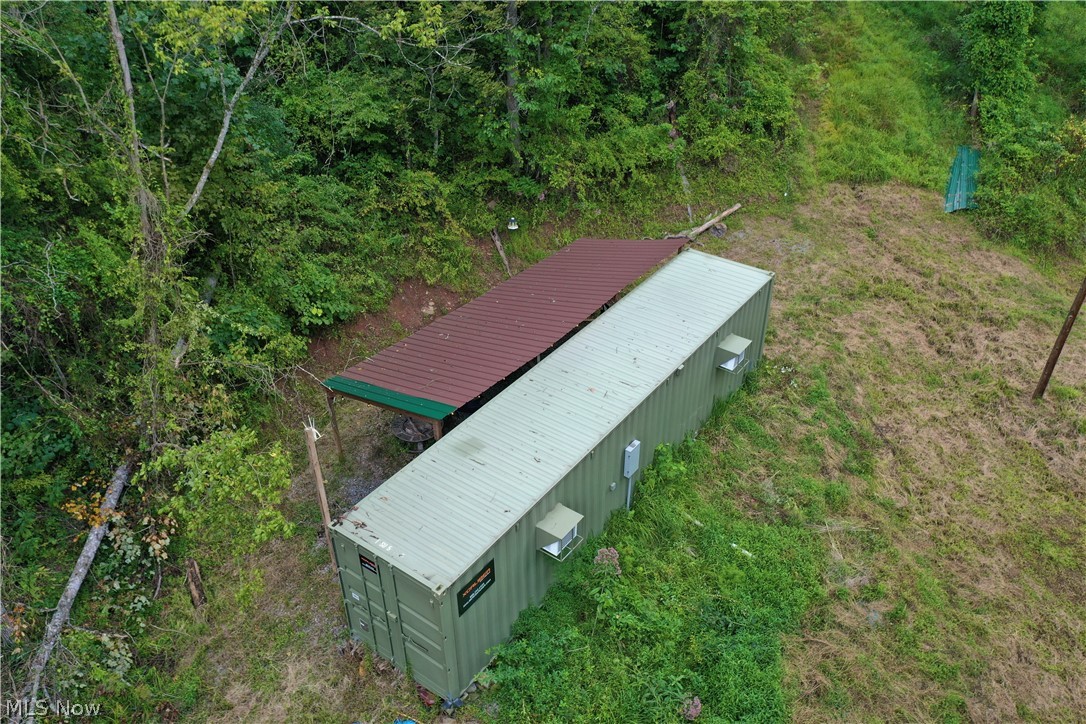 994 Sugarcamp Road Property Photo 4