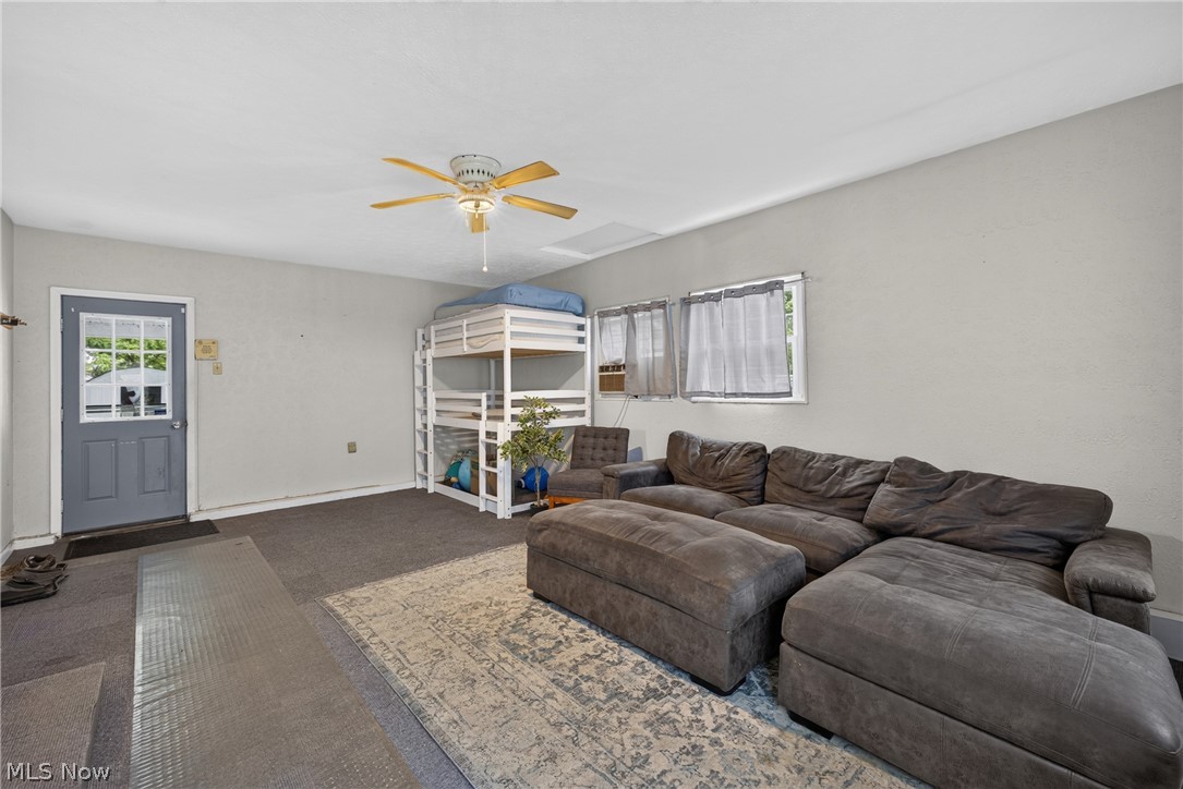 1801 Myrtle Avenue Property Photo 5
