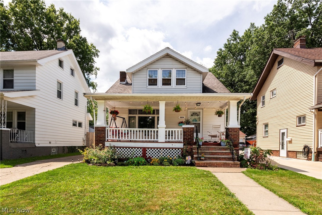 3854 W 132 Street