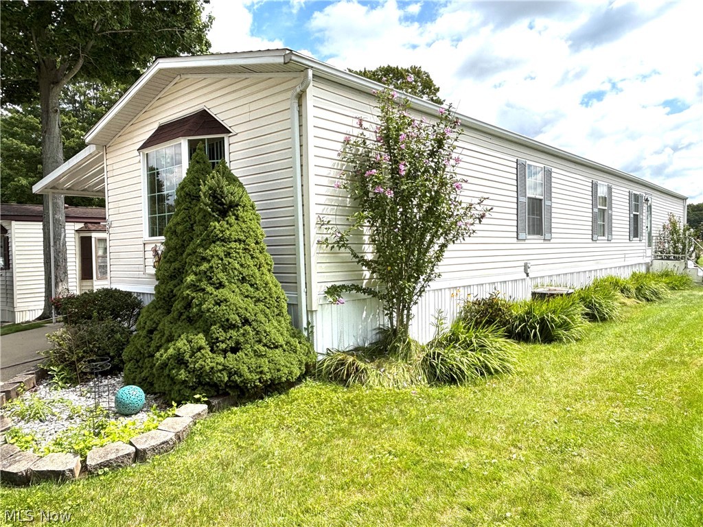 1229 Columbiana-lisbon Road 63 Property Photo 1