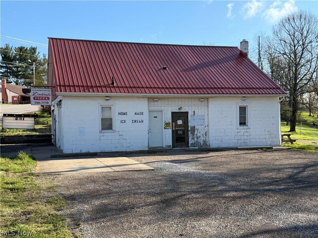 932 Main Street Property Photo 2