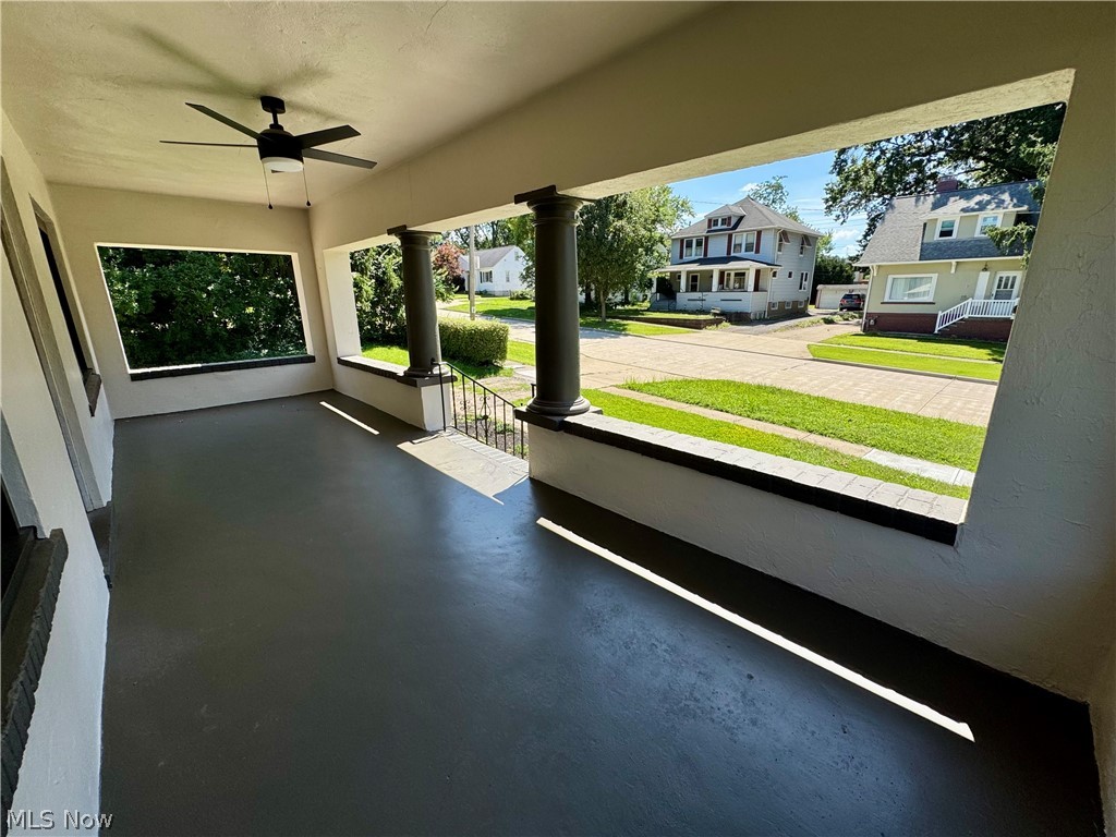 1451 Craneing Road Property Photo 3