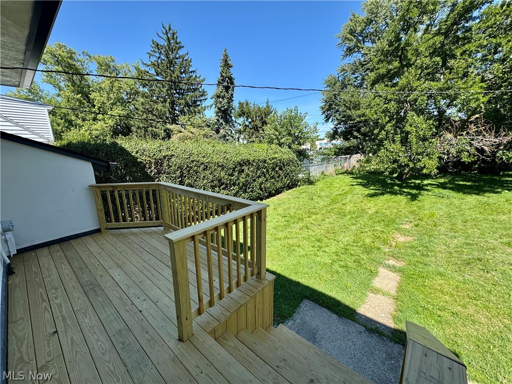 1451 Craneing Road Property Photo 7