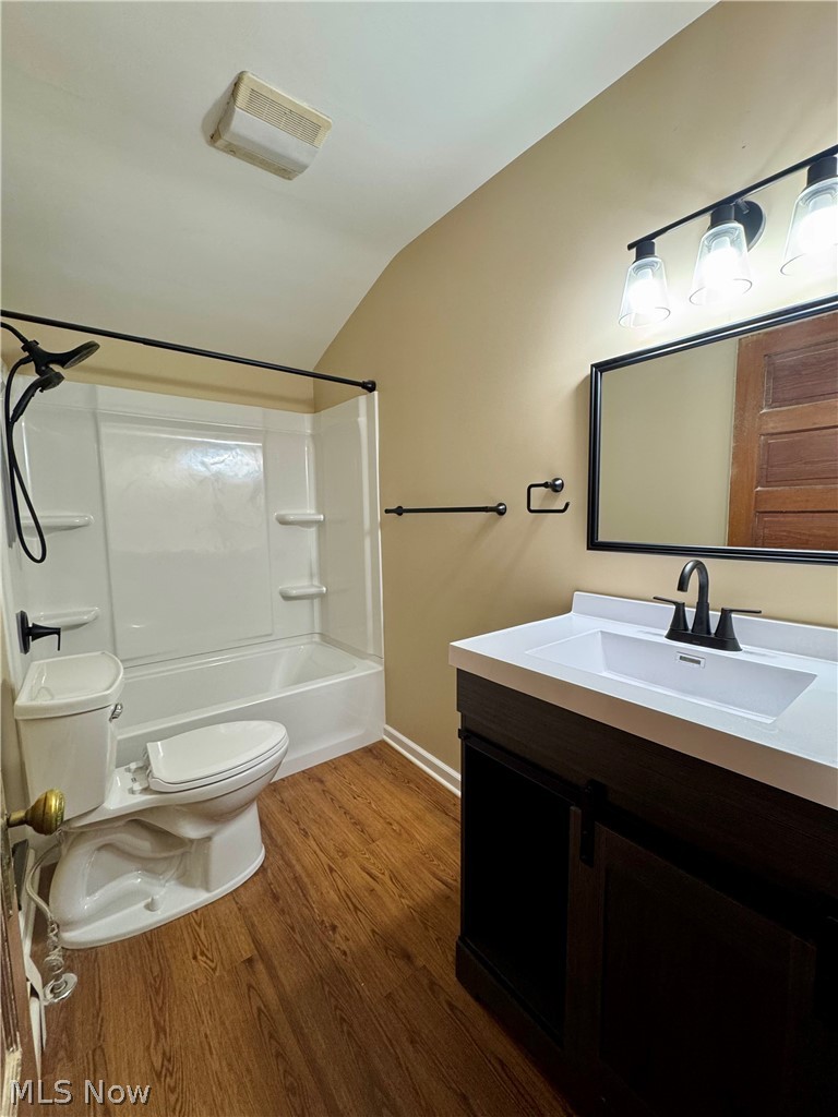 1451 Craneing Road Property Photo 13