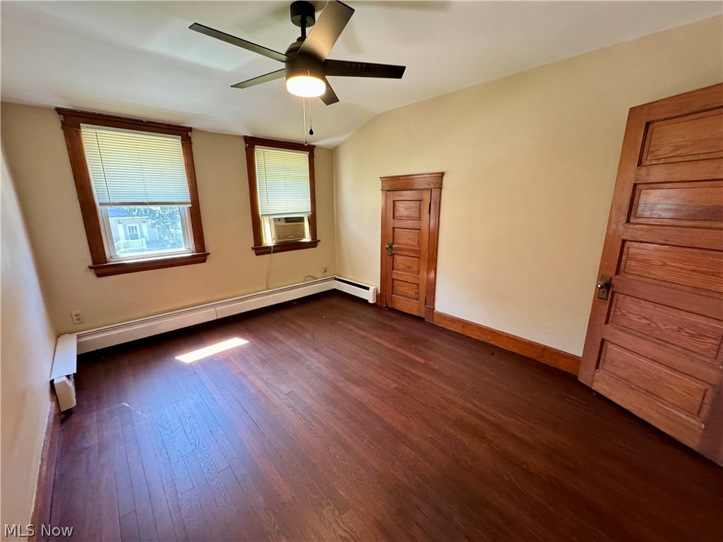 1451 Craneing Road Property Photo 15
