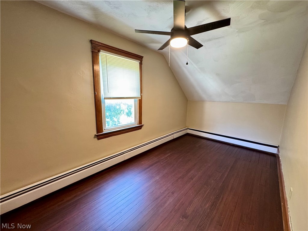 1451 Craneing Road Property Photo 16