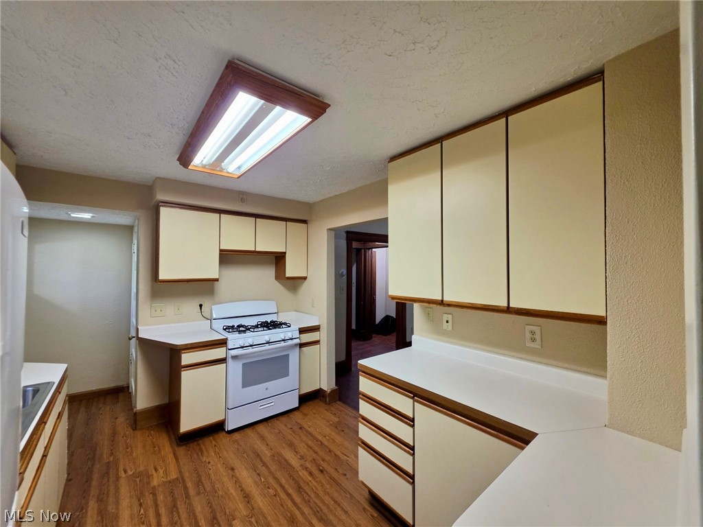 1451 Craneing Road Property Photo 19