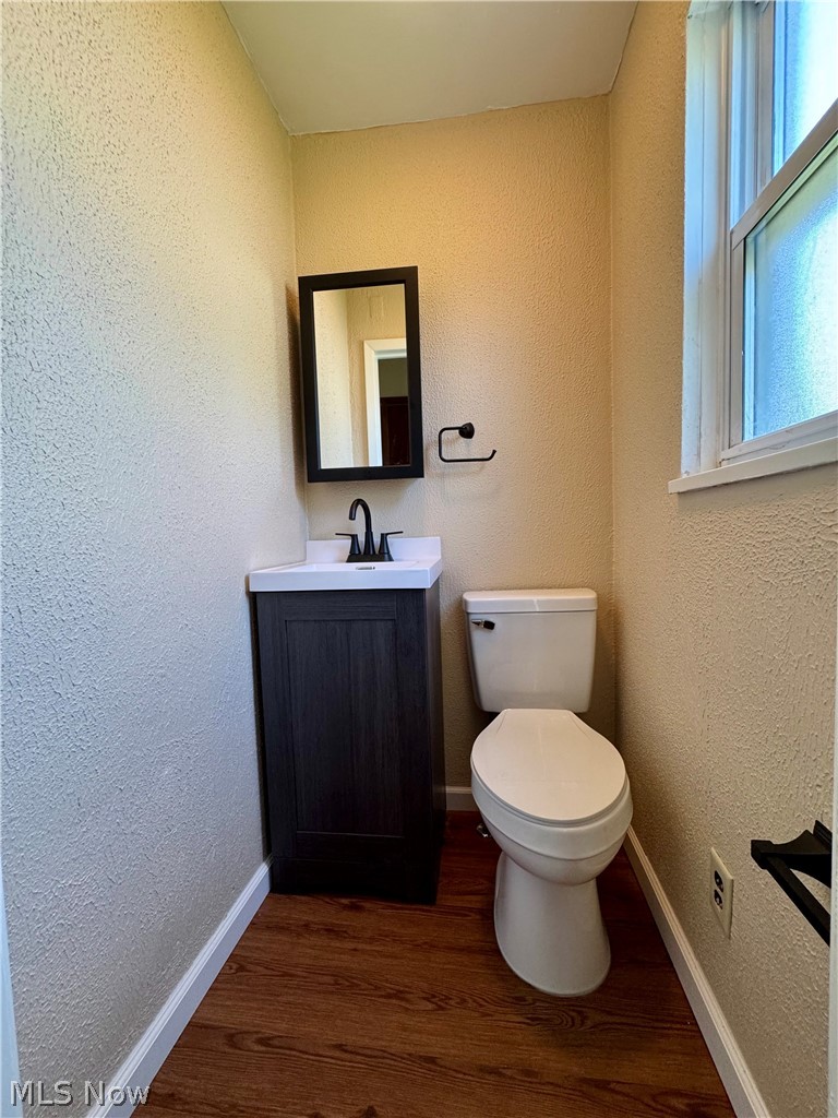 1451 Craneing Road Property Photo 21