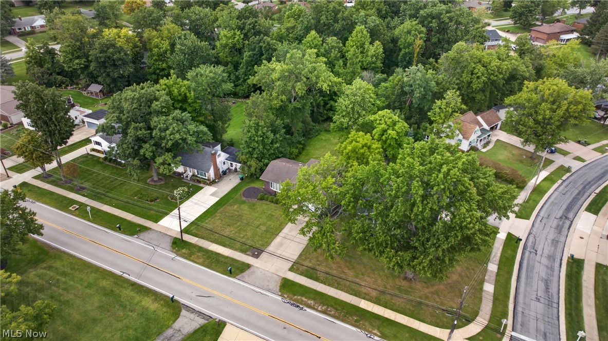 6613 Brookside Road Property Photo 3