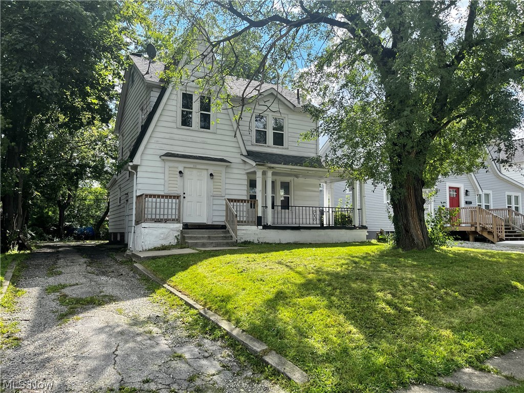 681 Moreley Avenue Property Photo 1