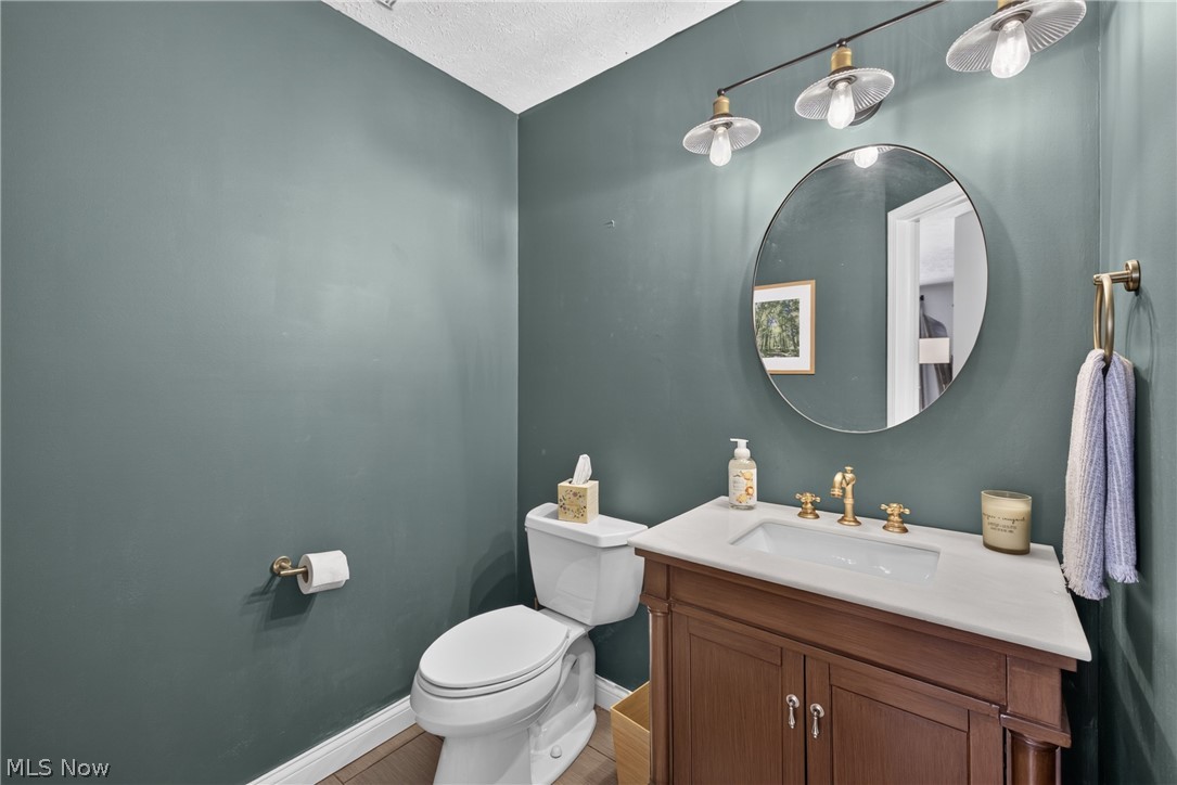 38408 Piccadilly Square Property Photo 13