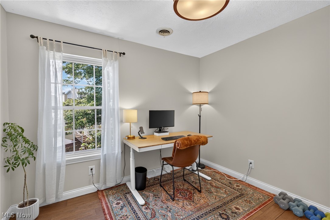 38408 Piccadilly Square Property Photo 32