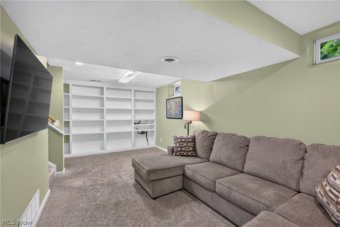 38408 Piccadilly Square Property Photo 36
