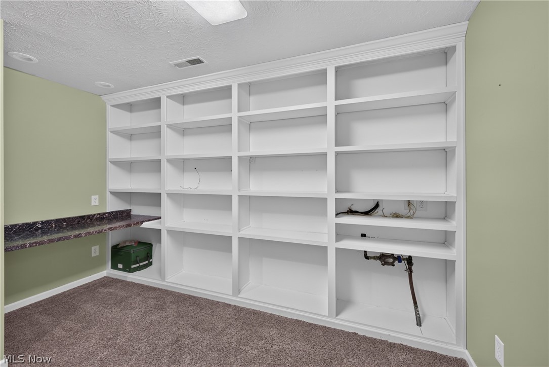 38408 Piccadilly Square Property Photo 37