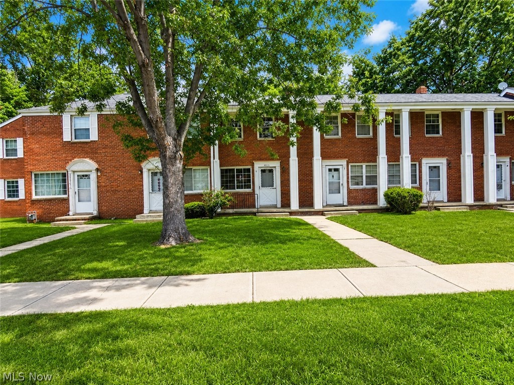 22651 Fox Avenue E Property Photo 14