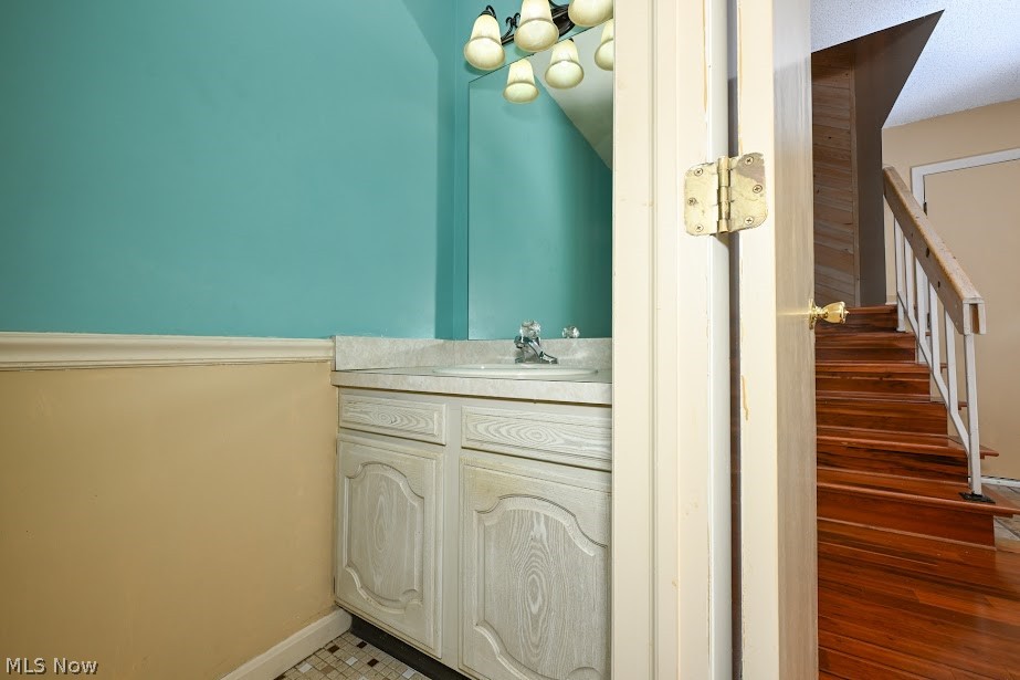 879 Hampton Ridge Drive Property Photo 16