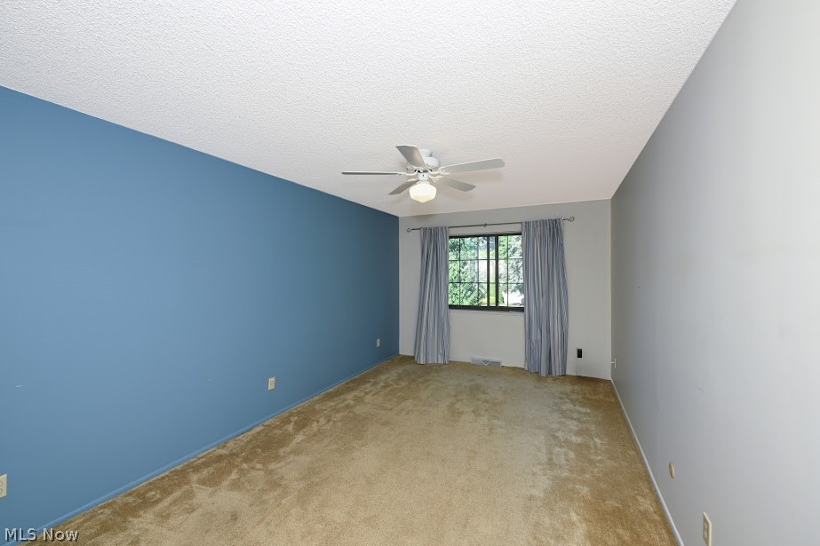 879 Hampton Ridge Drive Property Photo 19
