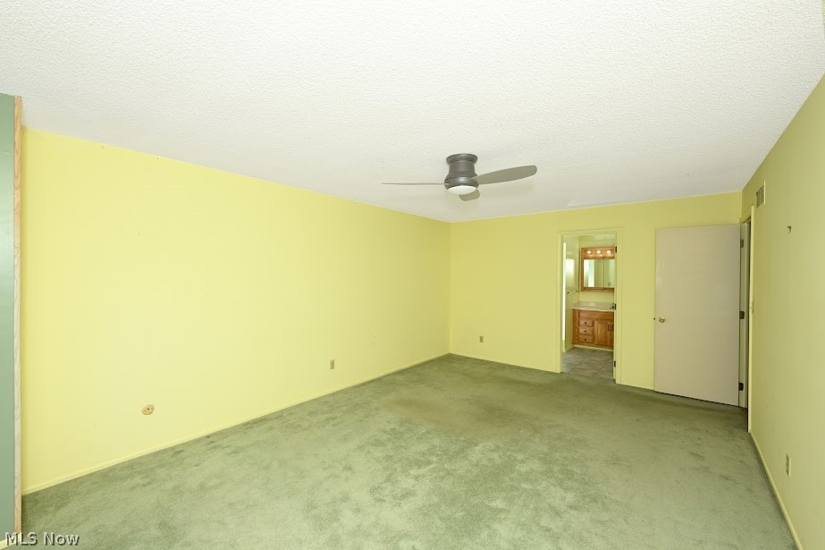 879 Hampton Ridge Drive Property Photo 23