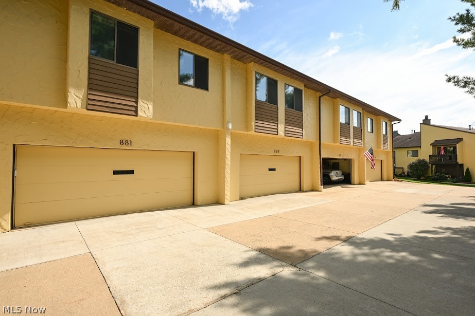 879 Hampton Ridge Drive Property Photo 33