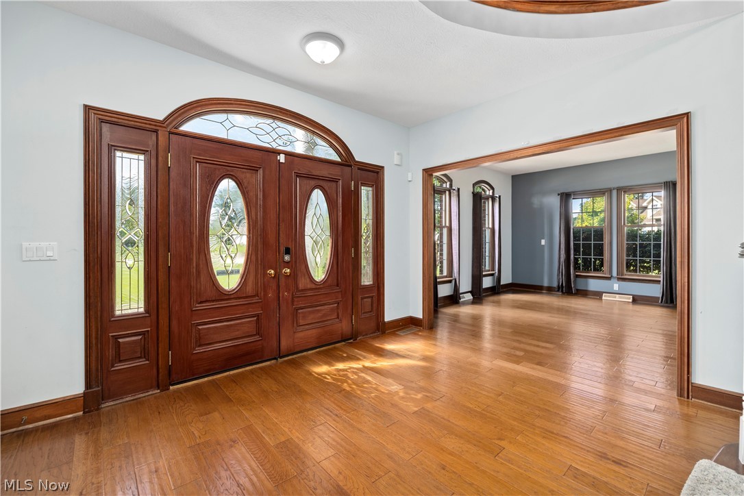 6232 Oak Point Property Photo 3