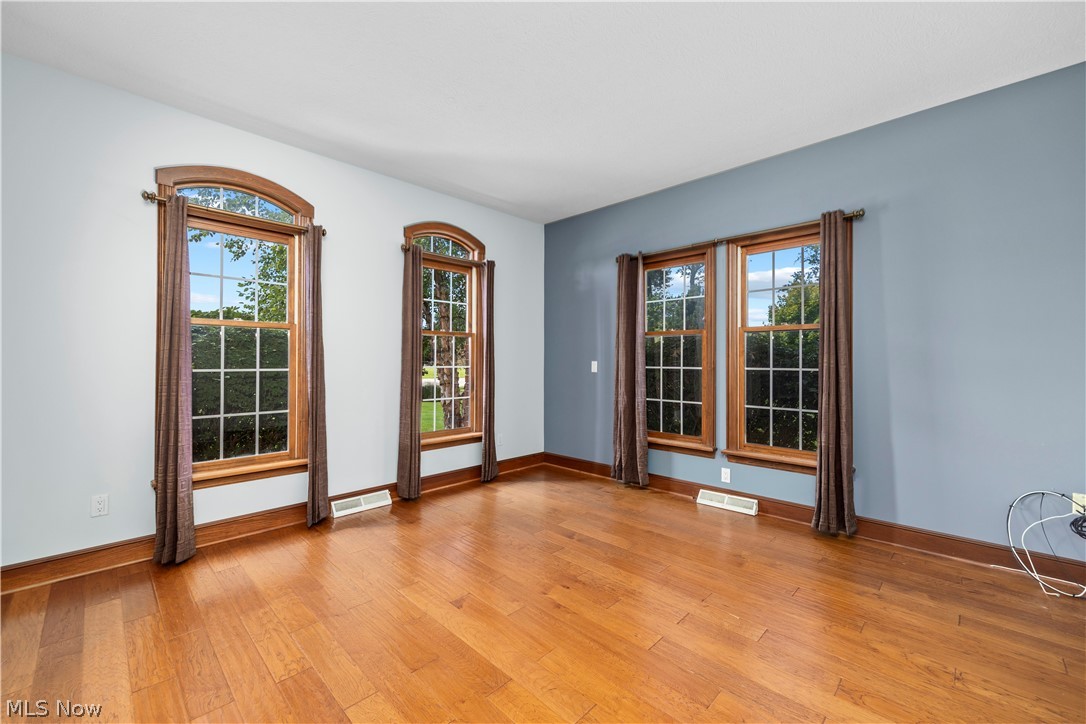 6232 Oak Point Property Photo 4