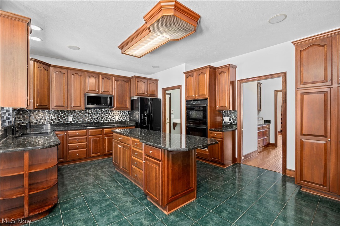 6232 Oak Point Property Photo 16
