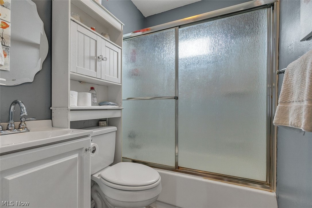 14903 Tabor Avenue Property Photo 12