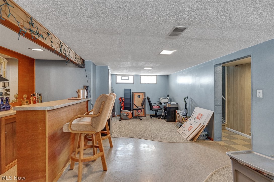 14903 Tabor Avenue Property Photo 22