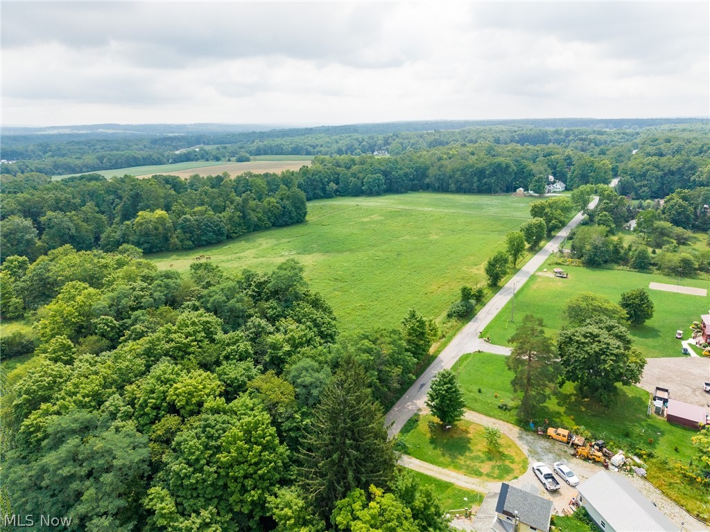 172 W County Line Road Property Photo 28