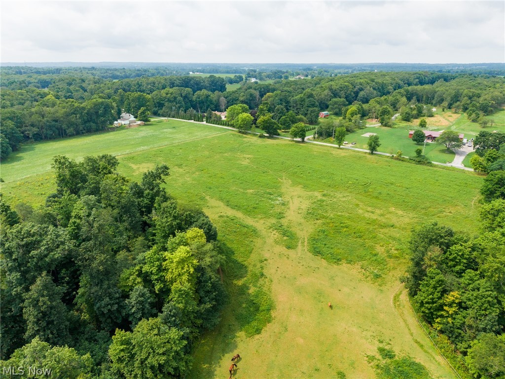 172 W County Line Road Property Photo 37