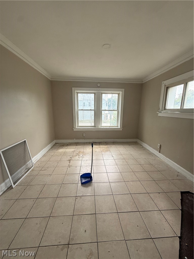 976 E 70th Street Property Photo 8