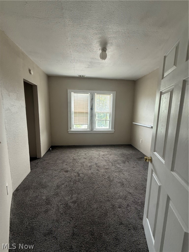 976 E 70th Street Property Photo 26