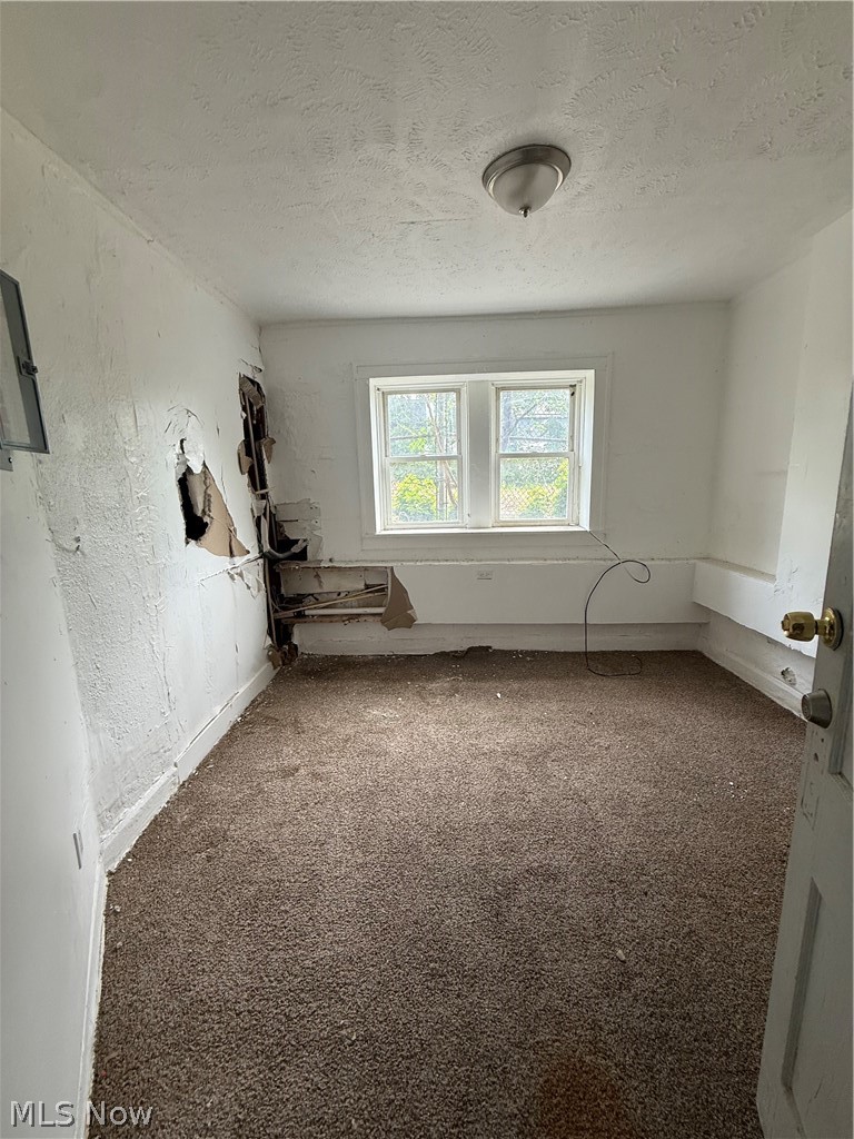 976 E 70th Street Property Photo 39