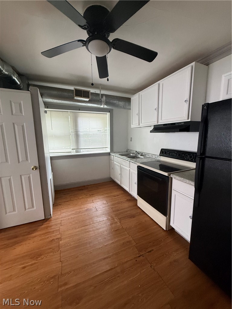 976 E 70th Street Property Photo 42