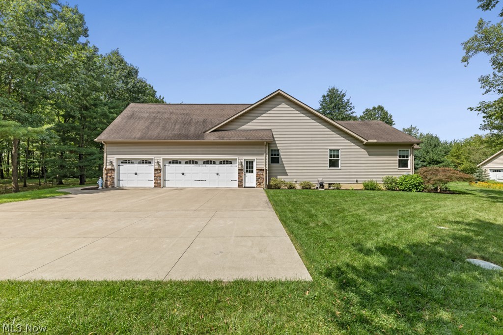 6595 Buffham Road Property Photo 4
