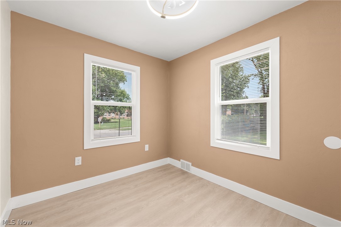 399 Olive Street Property Photo 23