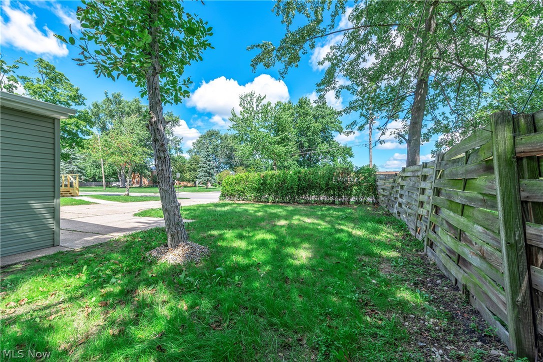 399 Olive Street Property Photo 39