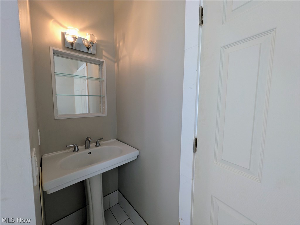 3616 E 59th St Property Photo 13