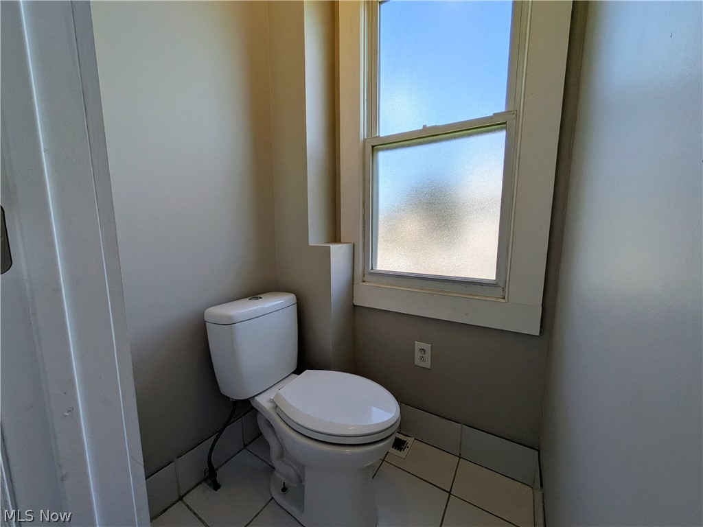 3616 E 59th St Property Photo 18