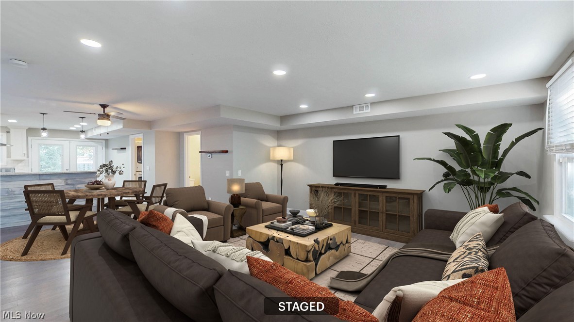 3004 Monroe Avenue Property Photo 6