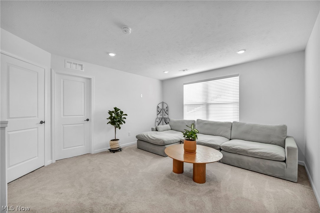 6508 Garden Path Property Photo 18