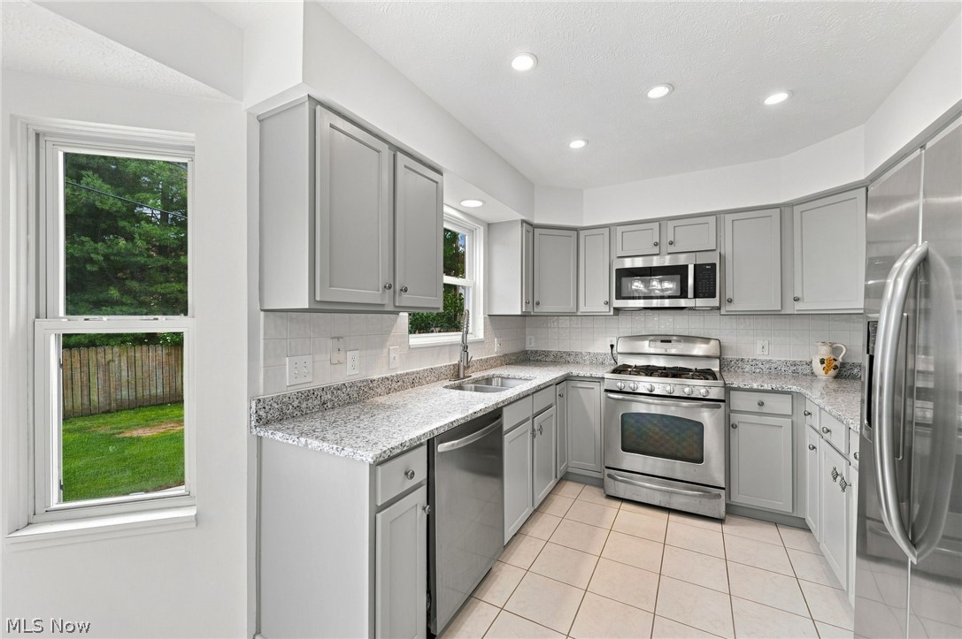 29008 Uxbridge Drive Property Photo 10