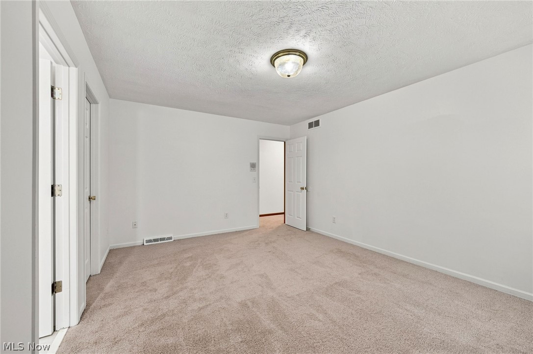 29008 Uxbridge Drive Property Photo 18