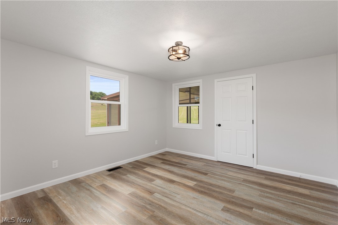 2428 Applegate Road Property Photo 12